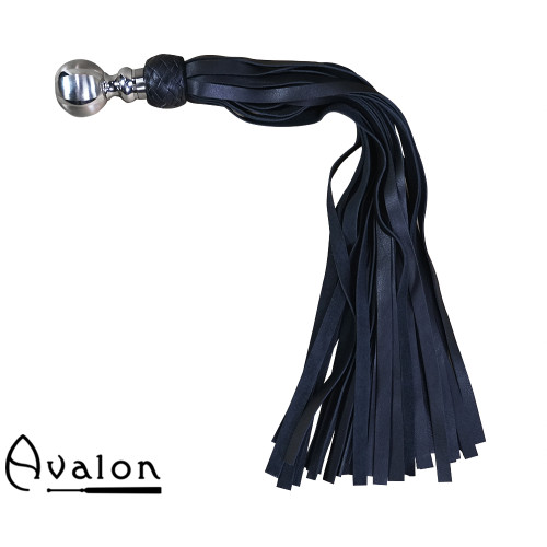 Avalon - KING - Stor Sort Flogger med Kulehåndtak i Metall Avalon - KING - Stor Sort Flogger med Kulehåndtak i Metall