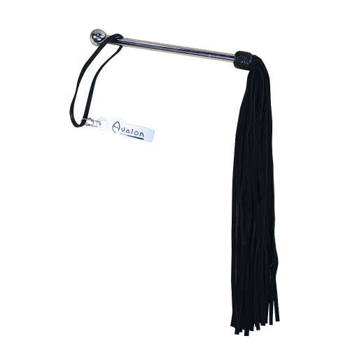 Avalon - PROPHET - Sort lang flogger i semsket lær med metallhåndtak Avalon - PROPHET - Sort lang flogger i semsket lær med metallhåndtak